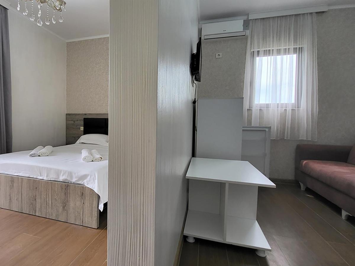 Mite Hotel Chakvi Eksteriør billede