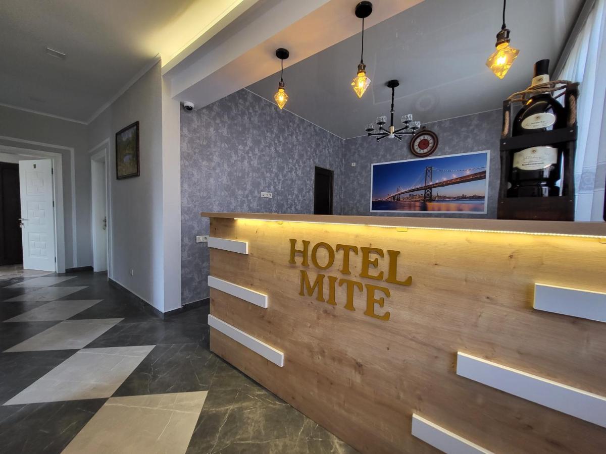 Mite Hotel Chakvi Eksteriør billede
